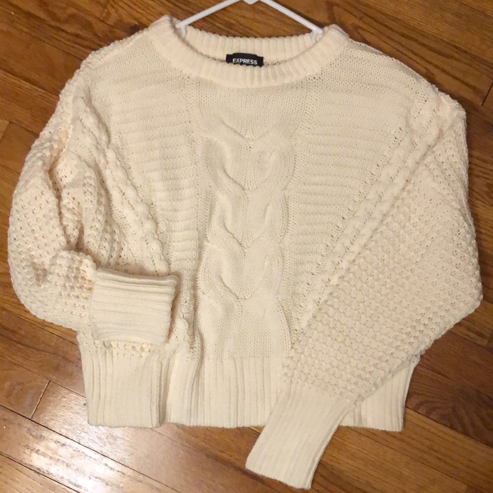 Express crop sweater size Medium